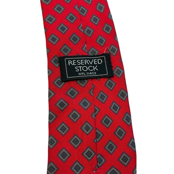 Vintage Reserved Stock 100% Silk Red Tie with Diamond Pattern - Picture 4 of 7